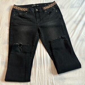Women’s Miss Me Ankle Skinny 27 NWOT